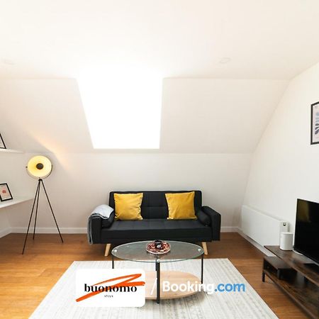 Two Bedroom Apartment At Buonomo Stays Short Lets & Serviced Accommodation ロンドン エクステリア 写真