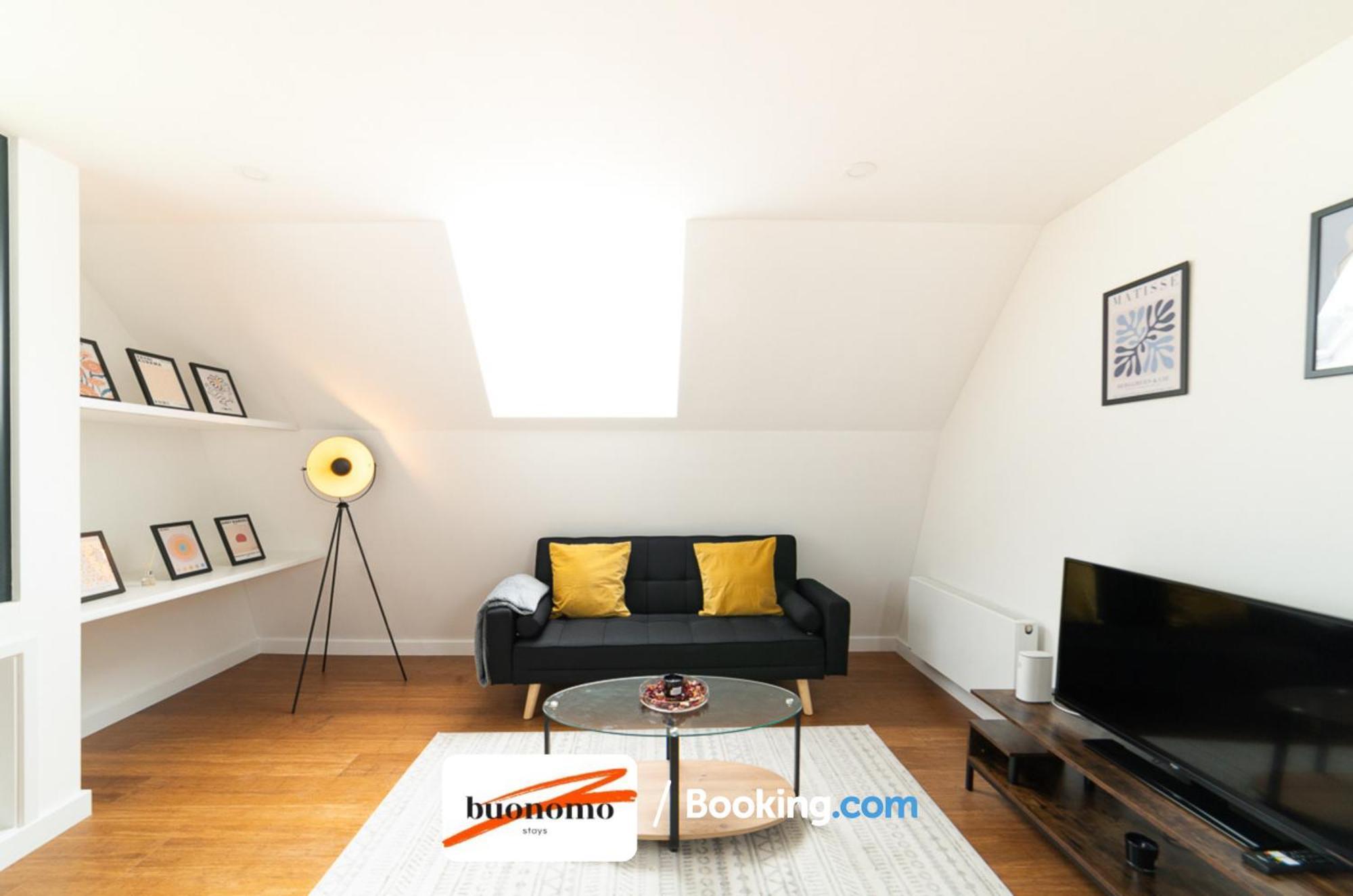 Two Bedroom Apartment At Buonomo Stays Short Lets & Serviced Accommodation ロンドン エクステリア 写真