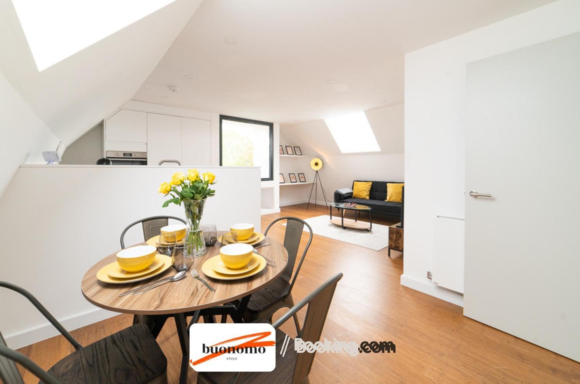 Two Bedroom Apartment At Buonomo Stays Short Lets & Serviced Accommodation ロンドン エクステリア 写真