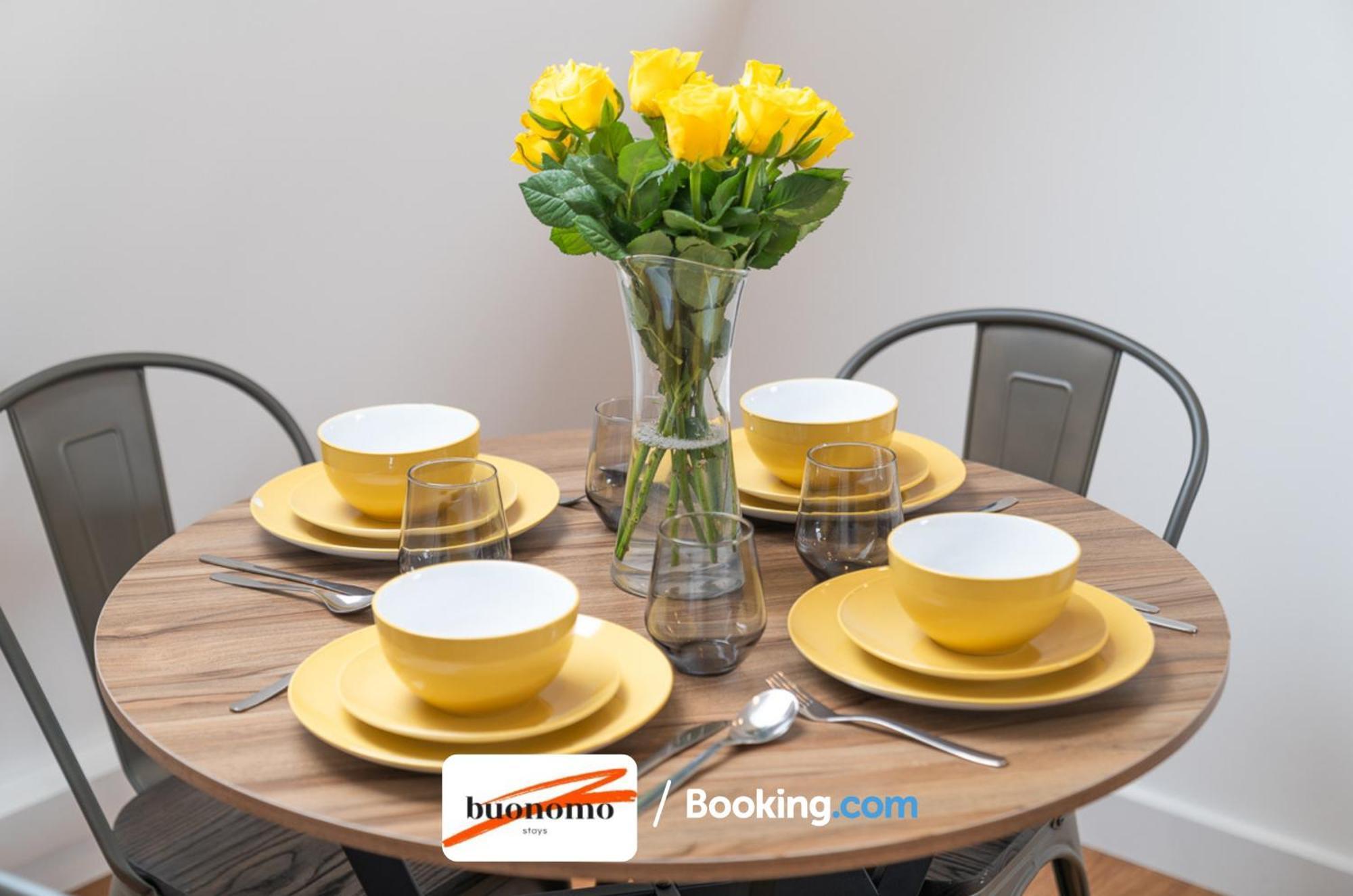 Two Bedroom Apartment At Buonomo Stays Short Lets & Serviced Accommodation ロンドン エクステリア 写真